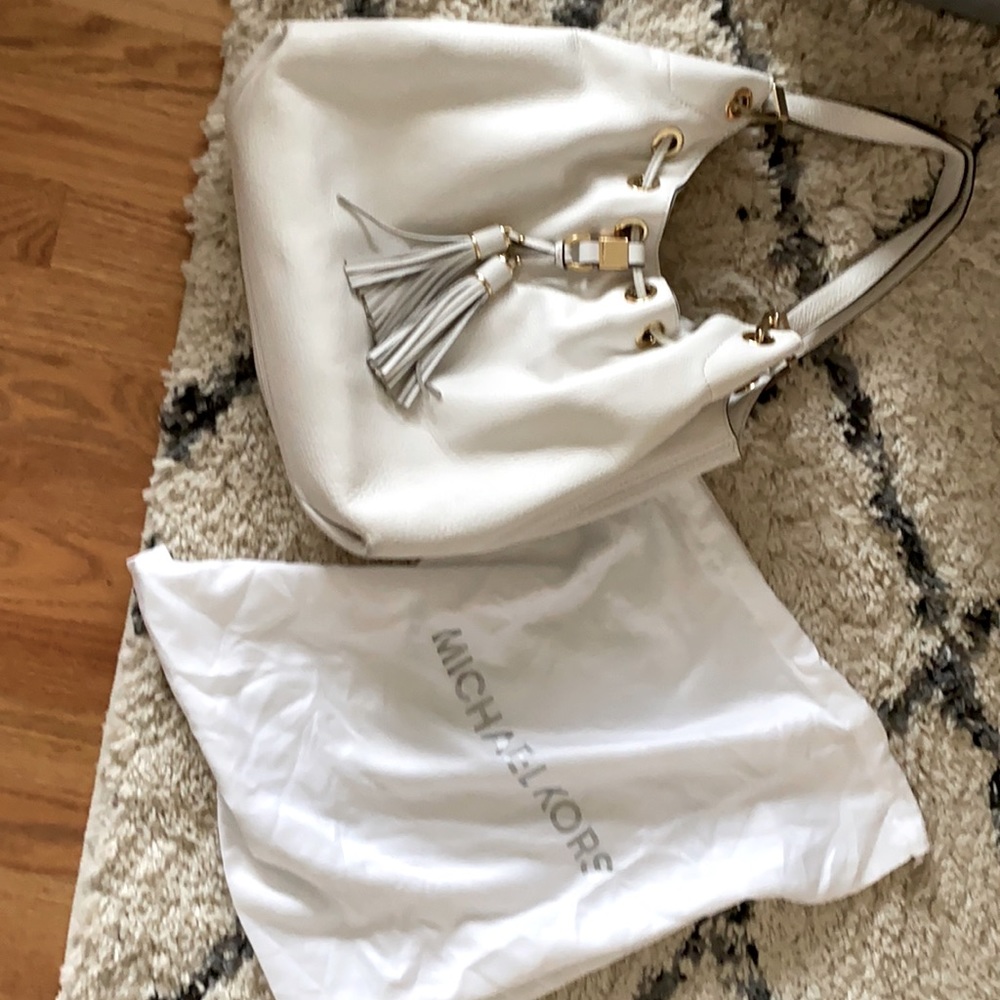 Michael Korea purse